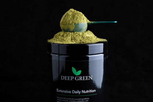 Deep Green spoon with powder